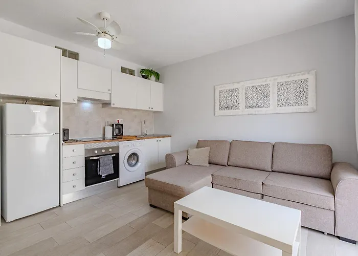 Lovely 1 Bed In K101