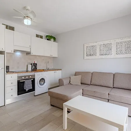 Lovely 1 Bed In K101